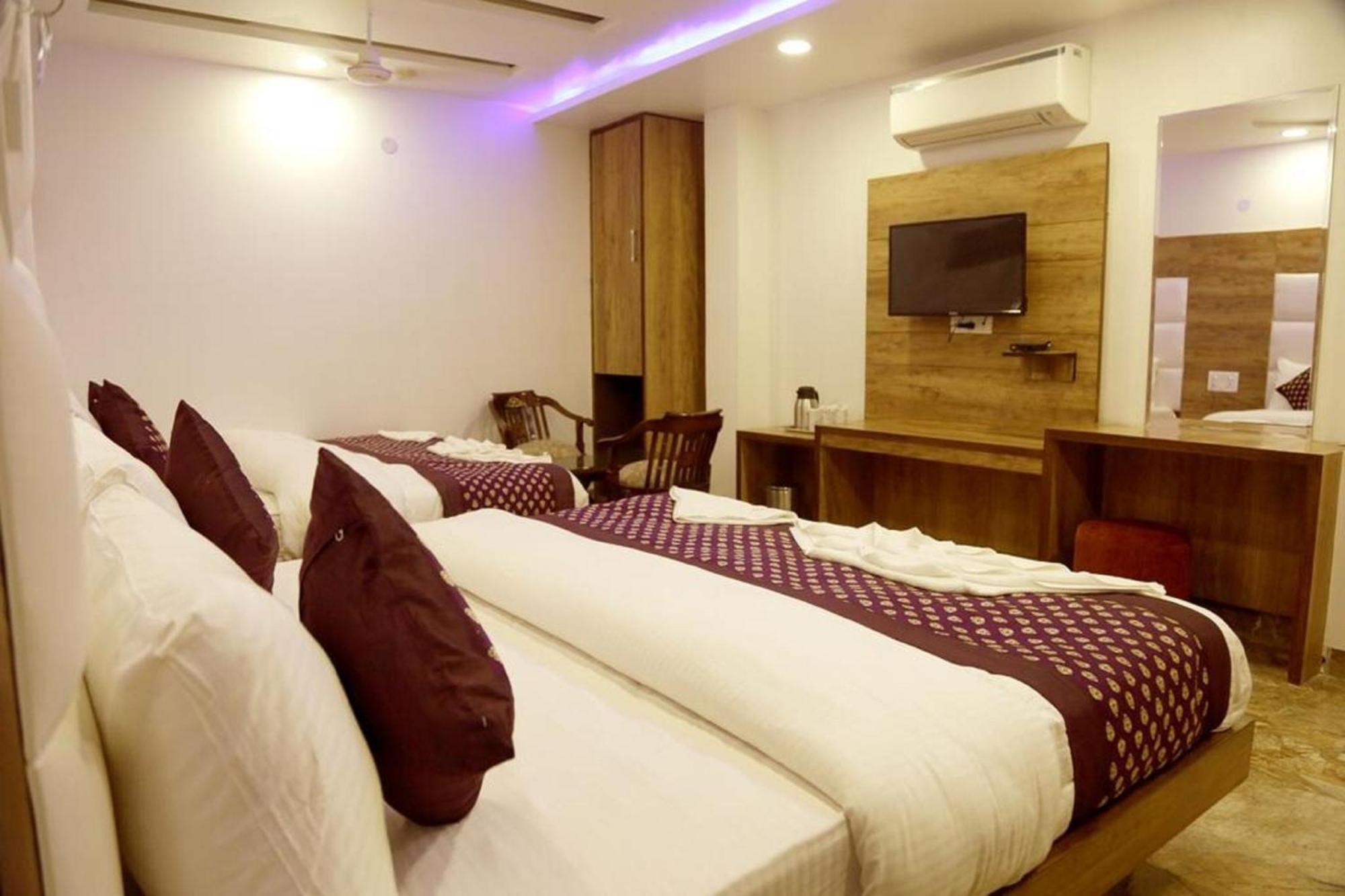 Hotel True Stay At New Delhi Railway Station Экстерьер фото